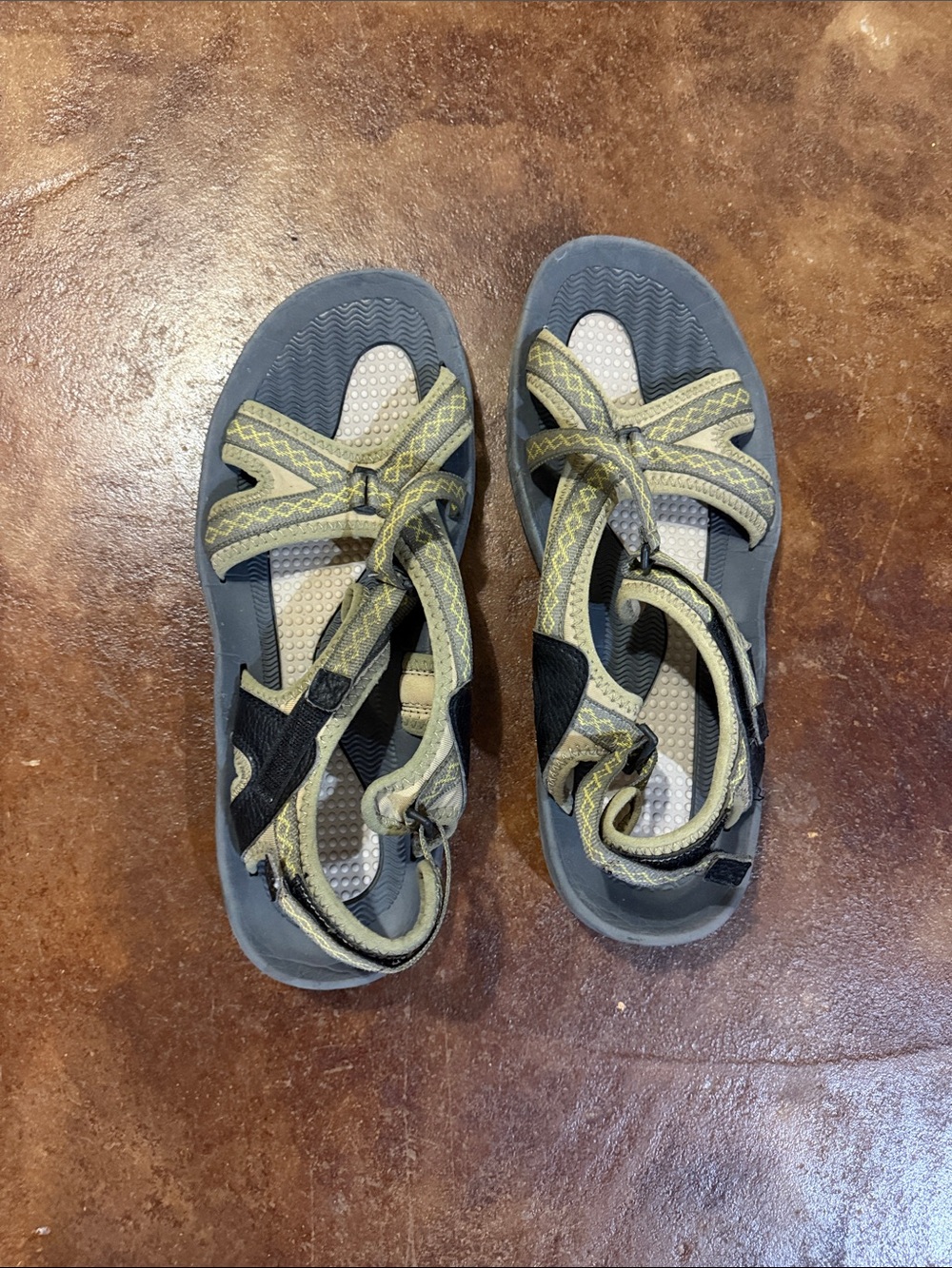 Lands' End Men's Outdoor Strappy Sandals in Olive and Gray